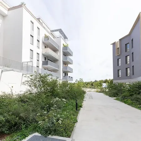 L'Elegant T2 Proche De Versailles Et De Paris Guyancourt Exterior photo